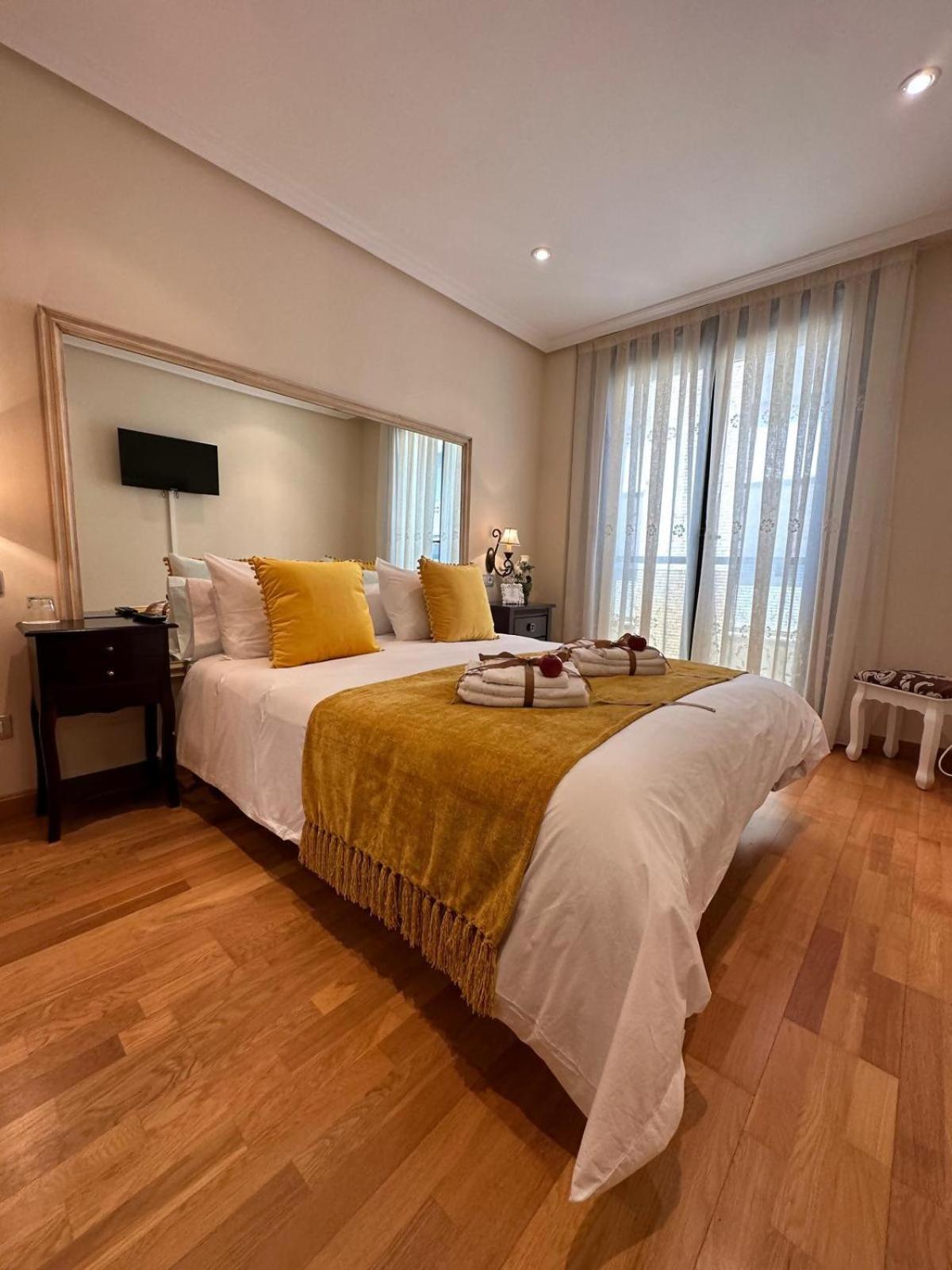 Clarens Guesthouse كانجاس ديل نارسيا المظهر الخارجي الصورة